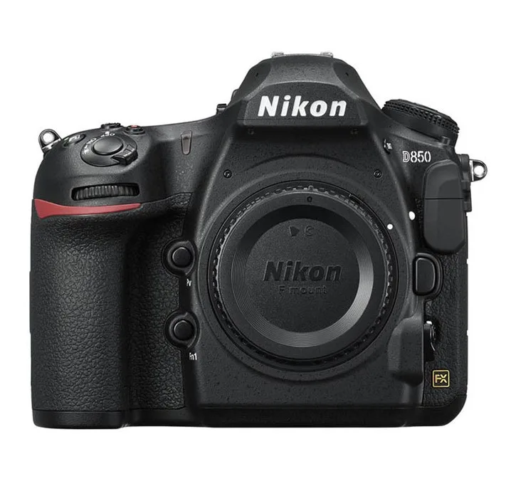 NIKON D850